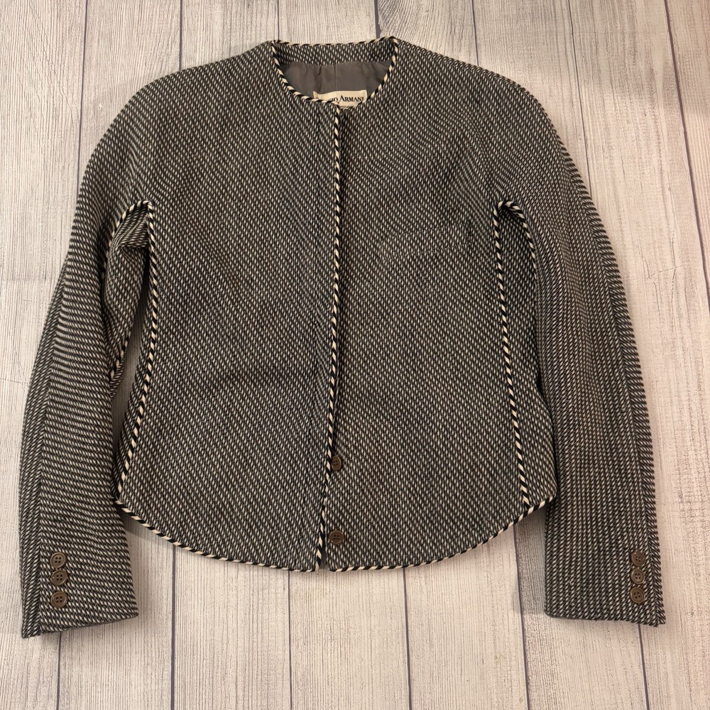 Giorgio Armani Vintage Women's Wool Tweed Jacket Size 44 Made In Italy Blazer